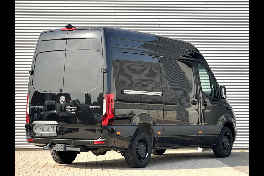 Mercedes-Benz Sprinter 317 CDI L2 Automaat|LED|MBUX|170pk NIEUW BPM VRIJ
