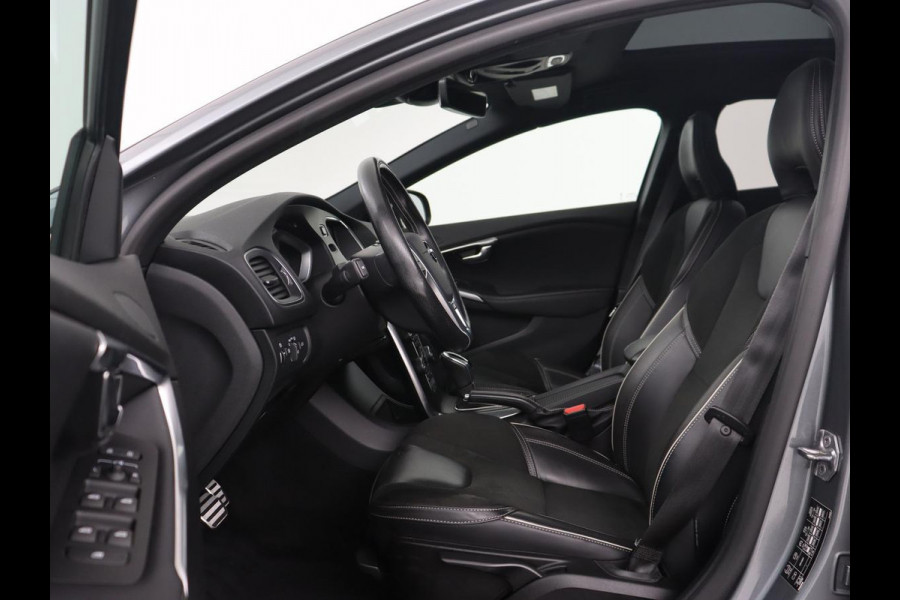 Volvo V40 1.5 T3 Polar+ Sport | Panoramadak | Stoelverwarming | Camera | Full LED | Navigatie | Park Assist | Harman/Kardon | Keyless | R Design