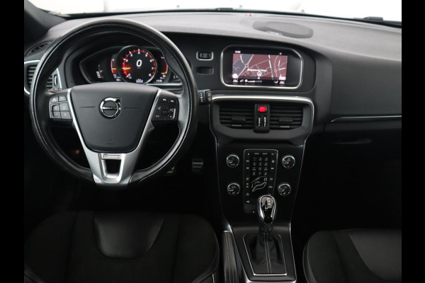 Volvo V40 1.5 T3 Polar+ Sport | Panoramadak | Stoelverwarming | Camera | Full LED | Navigatie | Park Assist | Harman/Kardon | Keyless | R Design