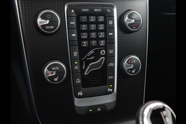 Volvo V40 1.5 T3 Polar+ Sport | Panoramadak | Stoelverwarming | Camera | Full LED | Navigatie | Park Assist | Harman/Kardon | Keyless | R Design