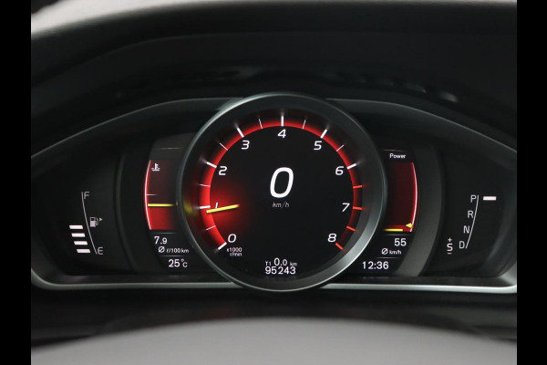 Volvo V40 1.5 T3 Polar+ Sport | Panoramadak | Stoelverwarming | Camera | Full LED | Navigatie | Park Assist | Harman/Kardon | Keyless | R Design