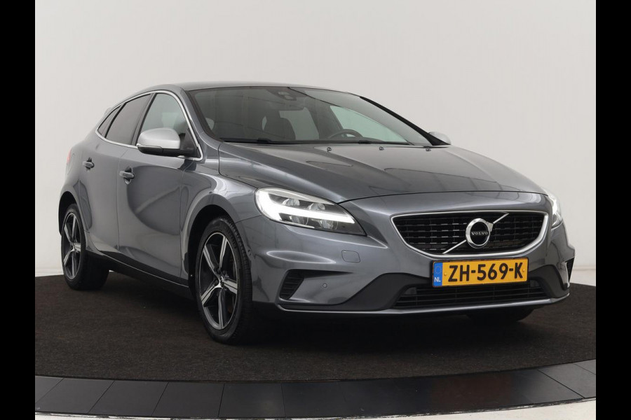 Volvo V40 1.5 T3 Polar+ Sport | Panoramadak | Stoelverwarming | Camera | Full LED | Navigatie | Park Assist | Harman/Kardon | Keyless | R Design