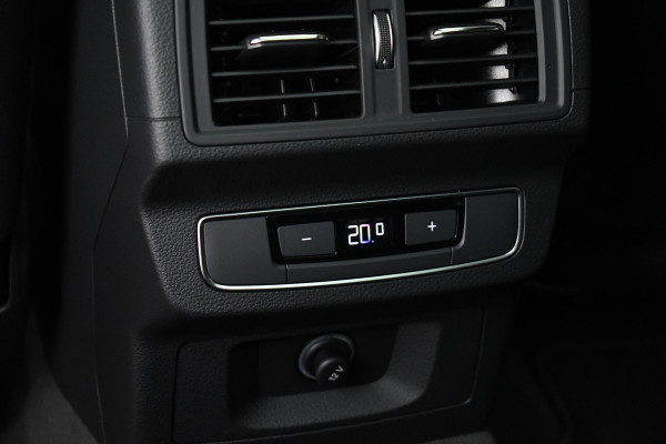 Audi Q5 55 TFSI e S Edition Pano Luchtv Trekh ACC HUD B&O 21inch