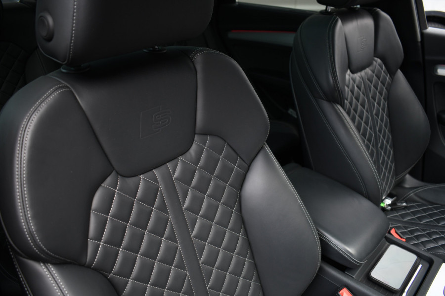 Audi Q5 55 TFSI e S Edition Pano Luchtv Trekh ACC HUD B&O 21inch