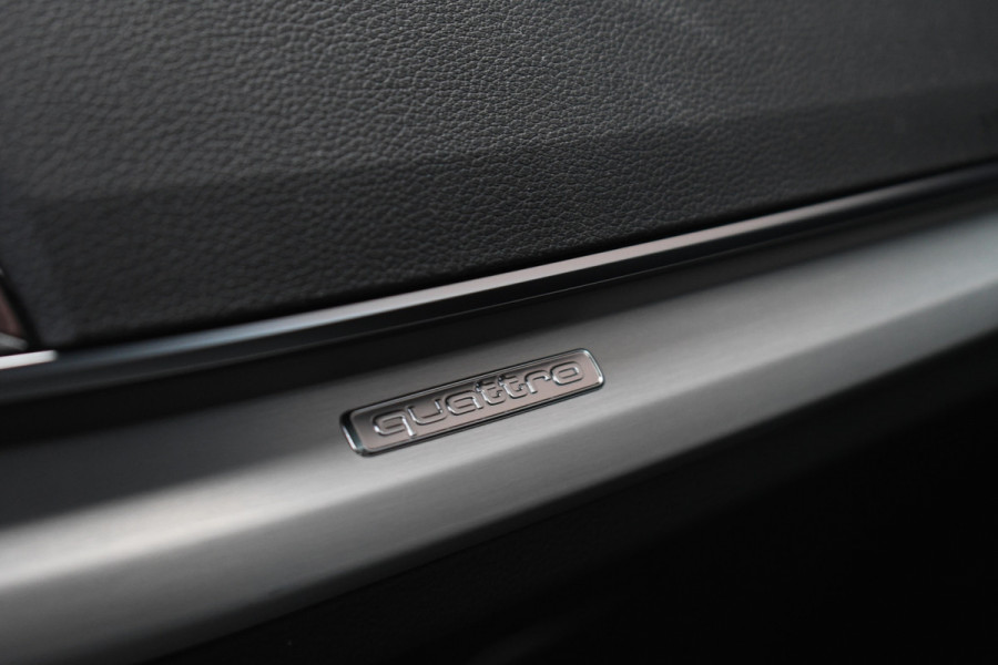 Audi Q5 55 TFSI e S Edition Pano Luchtv Trekh ACC HUD B&O 21inch