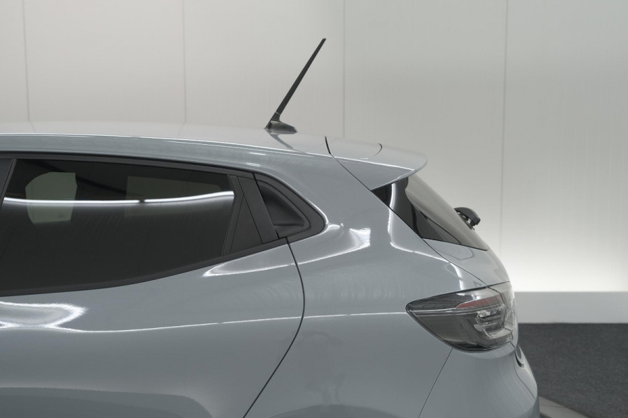 Renault Clio TCe 90 Evolution | Camera | Navigatie | Apple Carplay | Parkeersensoren | Stoelverwarming