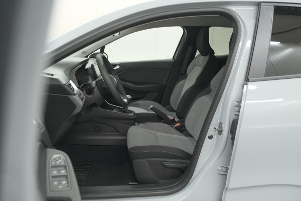 Renault Clio TCe 90 Evolution | Camera | Navigatie | Apple Carplay | Parkeersensoren | Stoelverwarming