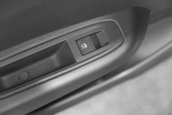 Renault Clio TCe 90 Evolution | Camera | Navigatie | Apple Carplay | Parkeersensoren | Stoelverwarming