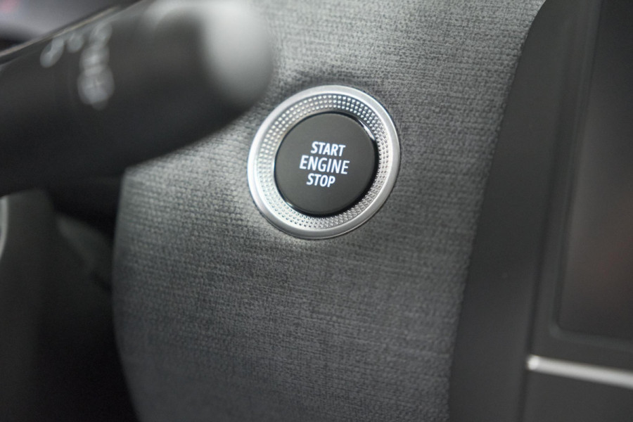 Renault Clio TCe 90 Evolution | Camera | Navigatie | Apple Carplay | Parkeersensoren | Stoelverwarming