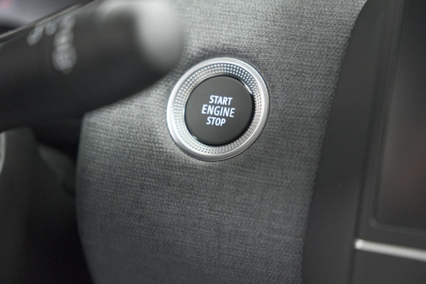 Renault Clio TCe 90 Evolution | Camera | Navigatie | Apple Carplay | Parkeersensoren | Stoelverwarming