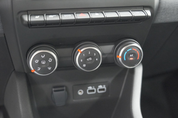 Renault Clio TCe 90 Evolution | Camera | Navigatie | Apple Carplay | Parkeersensoren | Stoelverwarming
