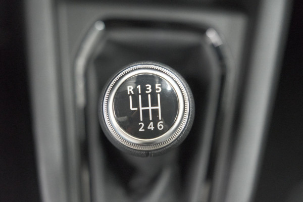 Renault Clio TCe 90 Evolution | Camera | Navigatie | Apple Carplay | Parkeersensoren | Stoelverwarming