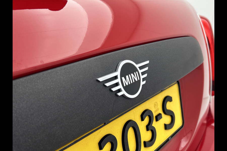 MINI Mini 1.5 One Salt Business(NL-auto, DealerOnderH, Carplay, Navi, Clima, Parkeersensoren, Etc)