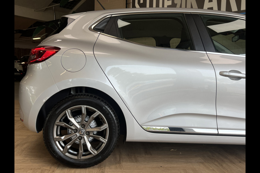 Renault Clio 1.0 TCe 100 Intens | Groot Navi | Camera | Carplay | PDC V+A | 16" | Clima | 100% Onderhouden!