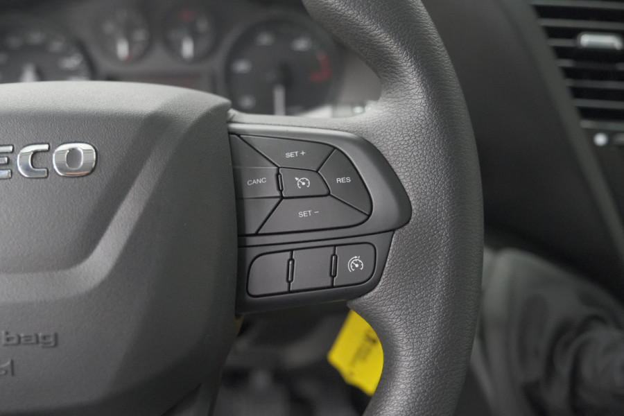 Iveco Daily 35S16V 2.3 410 H2 | Direct Leverbaar | Complete Betimmering Laadruimte | Parkeersensoren | Cruise Control
