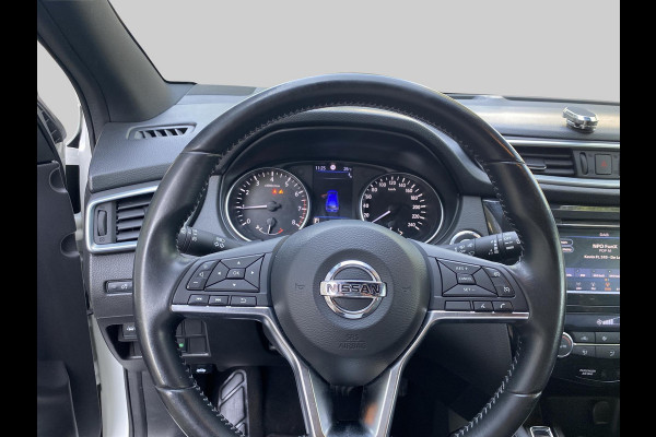 Nissan QASHQAI 1.3 DIG-T Tekna +