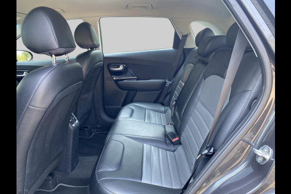 Kia Niro 1.6 GDi Hybrid DynamicLine | Volleder | Trekhaak | Dealer onderhouden