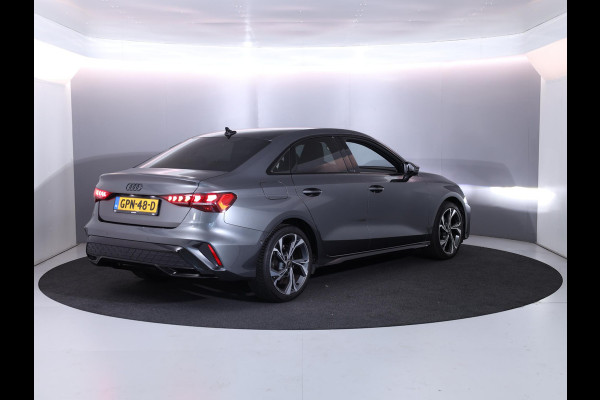 Audi A3 Limousine 30 TFSI S edition 116 pk S-tronic | Verlengde garantie | Navigatie | Parkeersensoren (Park assist) | Achteruitrijcamera | Adaptieve cruise control | S-Line |