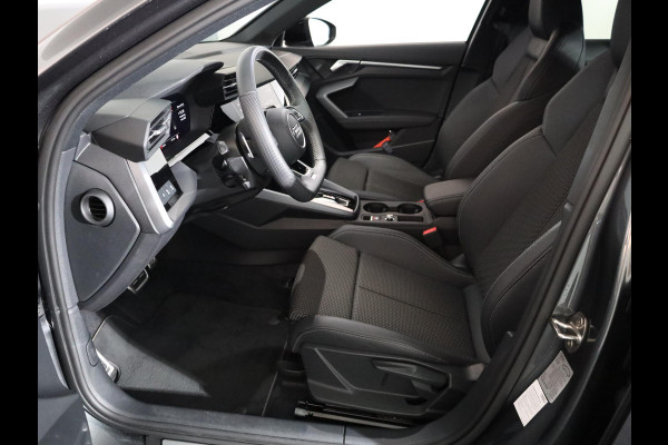Audi A3 Limousine 30 TFSI S edition 116 pk S-tronic | Verlengde garantie | Navigatie | Parkeersensoren (Park assist) | Achteruitrijcamera | Adaptieve cruise control | S-Line |