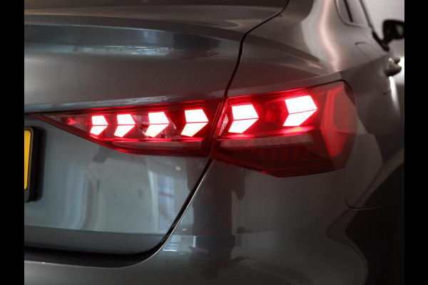 Audi A3 Limousine 30 TFSI S edition 116 pk S-tronic | Verlengde garantie | Navigatie | Parkeersensoren (Park assist) | Achteruitrijcamera | Adaptieve cruise control | S-Line |