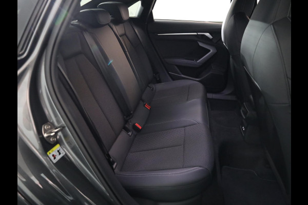 Audi A3 Limousine 30 TFSI S edition 116 pk S-tronic | Verlengde garantie | Navigatie | Parkeersensoren (Park assist) | Achteruitrijcamera | Adaptieve cruise control | S-Line |