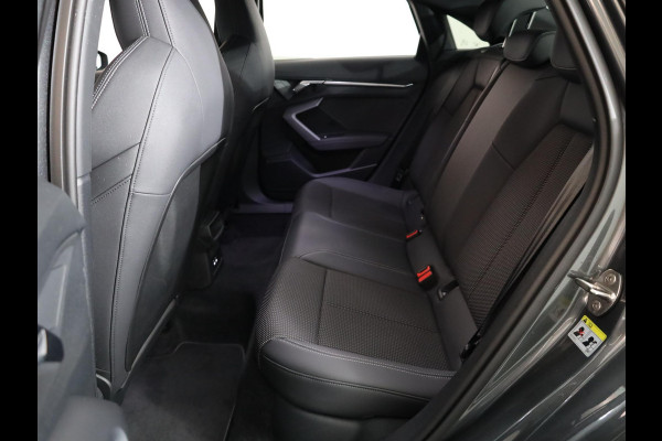 Audi A3 Limousine 30 TFSI S edition 116 pk S-tronic | Verlengde garantie | Navigatie | Parkeersensoren (Park assist) | Achteruitrijcamera | Adaptieve cruise control | S-Line |