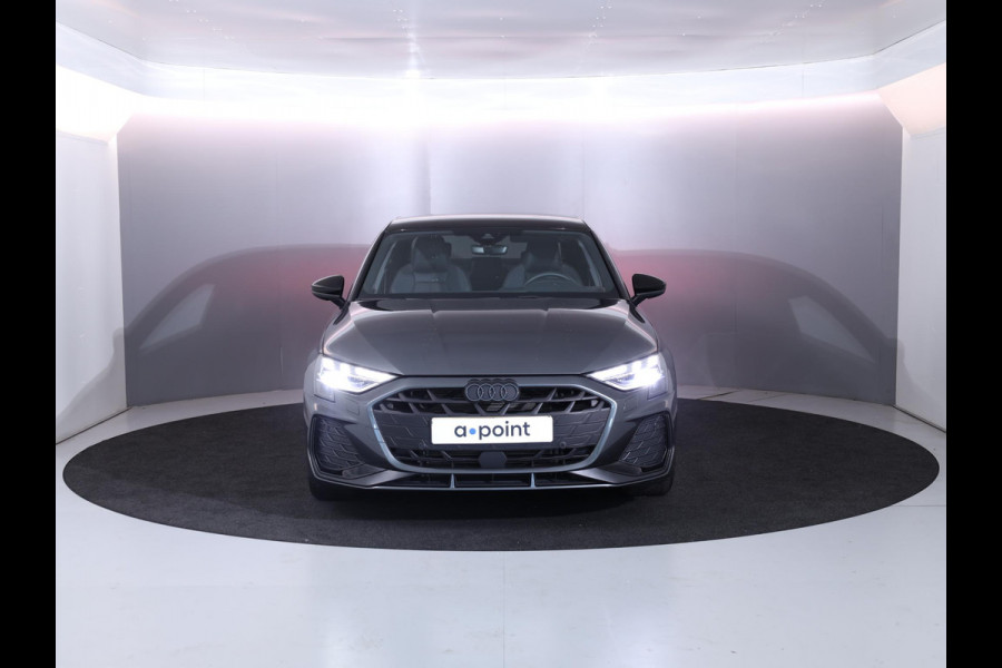 Audi A3 Limousine 30 TFSI S edition 116 pk S-tronic | Verlengde garantie | Navigatie | Parkeersensoren (Park assist) | Achteruitrijcamera | Adaptieve cruise control | S-Line |