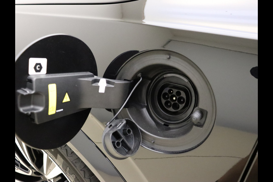 Volvo XC90 2.0 T8 Recharge AWD Ultimate Dark / Bowers & Wilkins / 360° Camera / Luchtvering /