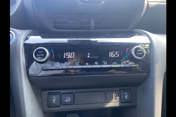 Toyota Yaris Cross 1.5 Hybrid Adventure AWD | Inclusief Winterset