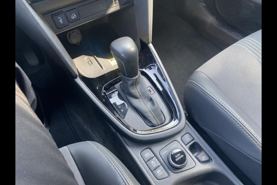 Toyota Yaris Cross 1.5 Hybrid Adventure AWD | Inclusief Winterset