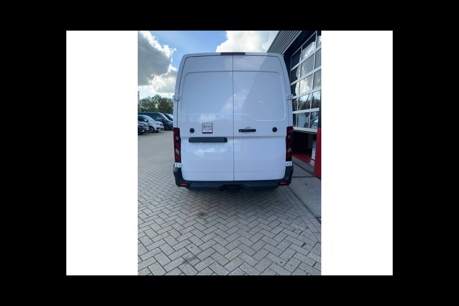 Renault Master E-Tech 87 kWh, 130 Kw DC Laden, L3H2 E-tech, Laadruimte betimmering, Side-bars, Camera, Trekhaak, Apple carplay