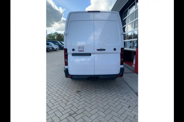Renault Master E-Tech 87 kWh, 130 Kw DC Laden, L3H2 E-tech, Laadruimte betimmering, Side-bars, Camera, Trekhaak, Apple carplay