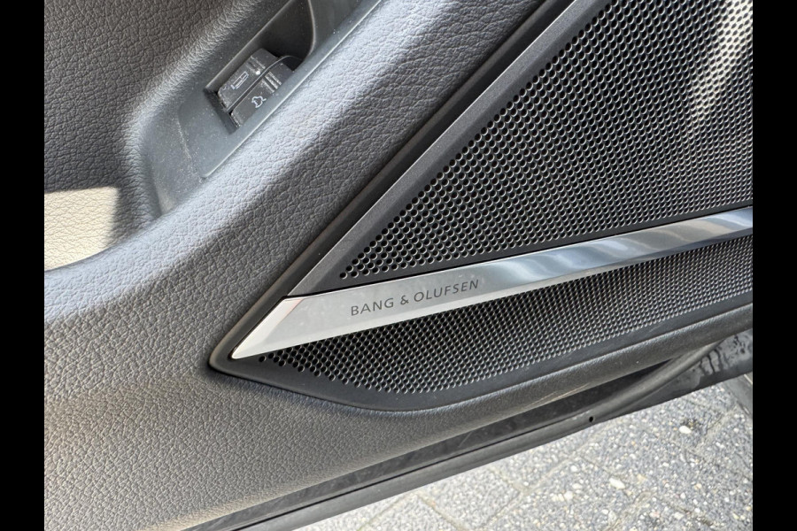 Audi A8 60 TFSI e quattro Lang S-Line | 360* Camera | Bang&Olufsen | Carbon | Stoelventilatie/Verwarming |