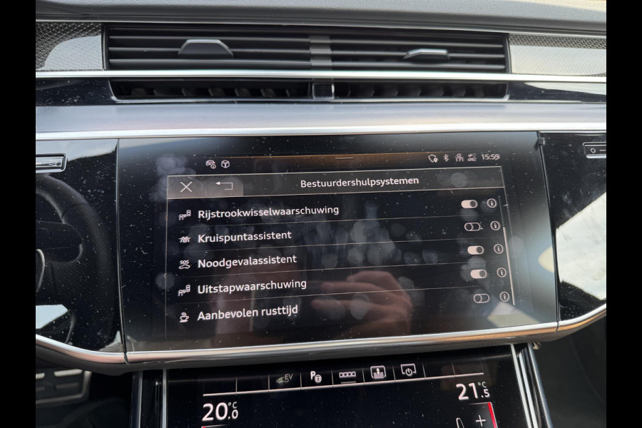 Audi A8 60 TFSI e quattro Lang S-Line | 360* Camera | Bang&Olufsen | Carbon | Stoelventilatie/Verwarming |