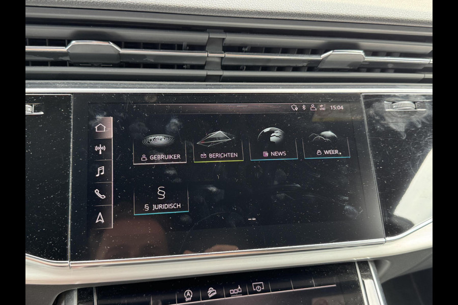 Audi Q8 55 TFSI quattro Pro Line S-Line | 360* Camera | Matrix | Elektrische Trekhaak | Lederen Bekleding |