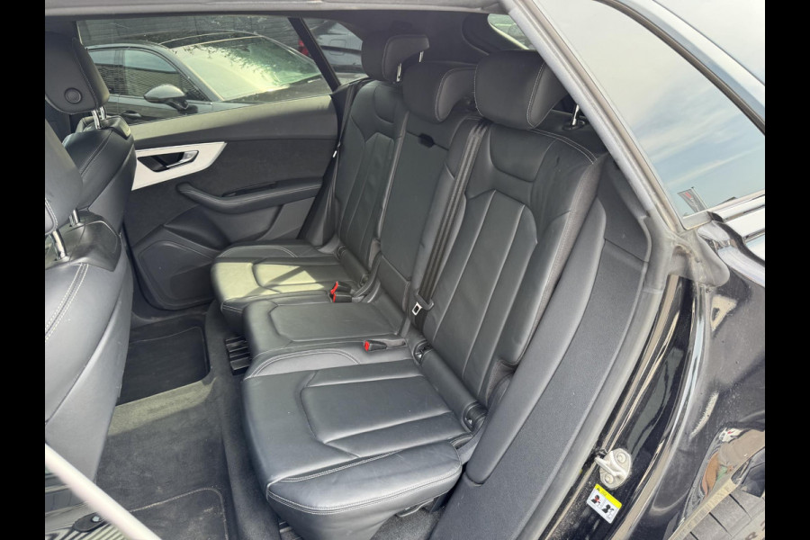Audi Q8 55 TFSI quattro Pro Line S-Line | 360* Camera | Matrix | Elektrische Trekhaak | Lederen Bekleding |