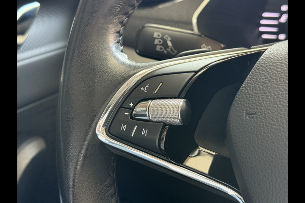 Škoda Octavia Combi 1.0 e-TSI Business Edition Plus | Camera | Dodehoeksensoren | Apple carplay