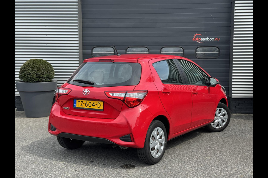 Toyota Yaris 1.0 VVT-i Comfort | Airco | 5 Deurs | Elektrische Ramen | Radio |