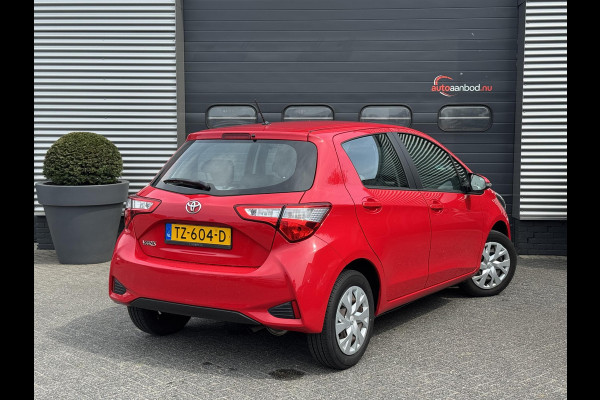 Toyota Yaris 1.0 VVT-i Comfort | Airco | 5 Deurs | Elektrische Ramen | Radio |