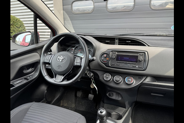 Toyota Yaris 1.0 VVT-i Comfort | Airco | 5 Deurs | Elektrische Ramen | Radio |