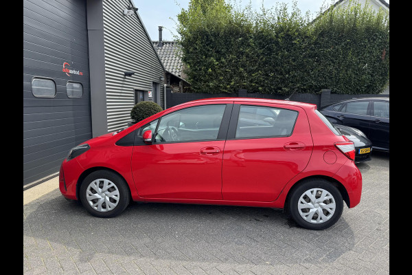 Toyota Yaris 1.0 VVT-i Comfort | Airco | 5 Deurs | Elektrische Ramen | Radio |