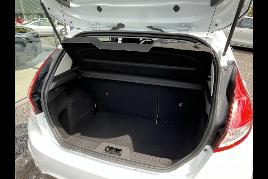Ford Fiesta 1.0 Style Ultimate 5drs 80pk/60kW