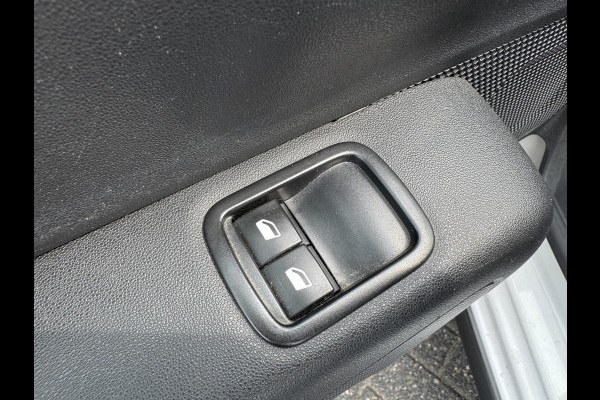 Citroën C3 1.2 PureTech Shine | Navigatie | Parkeersensoren | Cruise Control | Climate Control |