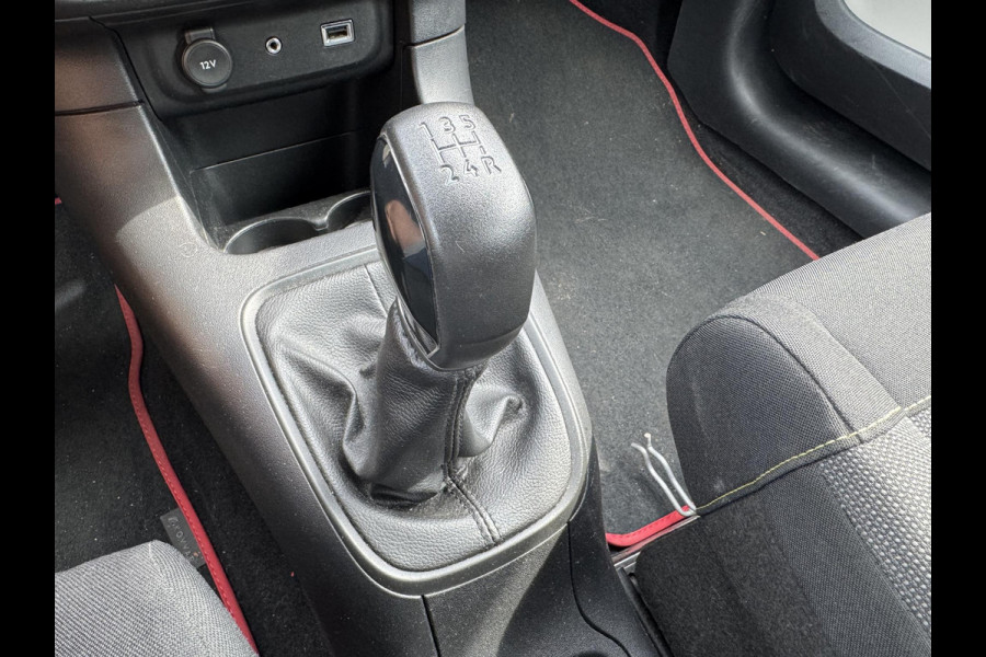 Citroën C3 1.2 PureTech Shine | Navigatie | Parkeersensoren | Cruise Control | Climate Control |