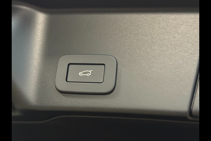 Land Rover Range Rover Evoque P270e S Black Pack Pan/schuifdak ACC stuur/stoel verw/360° camera 5 jaar garantie
