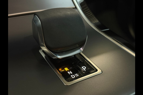 Land Rover Range Rover Evoque P270e S Black Pack Pan/schuifdak ACC stuur/stoel verw/360° camera 5 jaar garantie