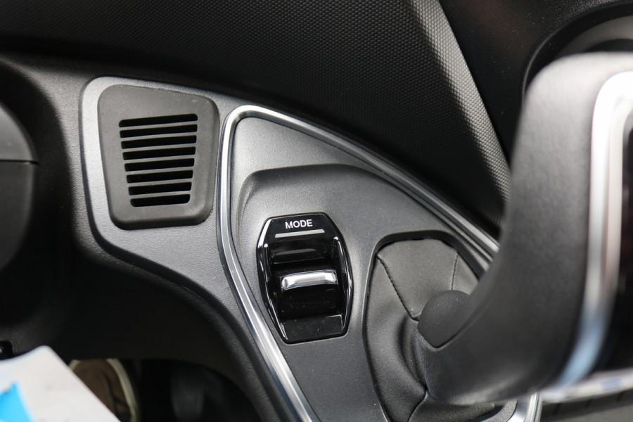 Iveco Daily 35S18 Hi-Matic L2 H2 Airco Navigatie Trekhaak Digitaal Dashboard