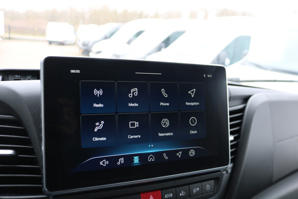 Iveco Daily 35S18 Hi-Matic L2 H2 Airco Navigatie Trekhaak Digitaal Dashboard