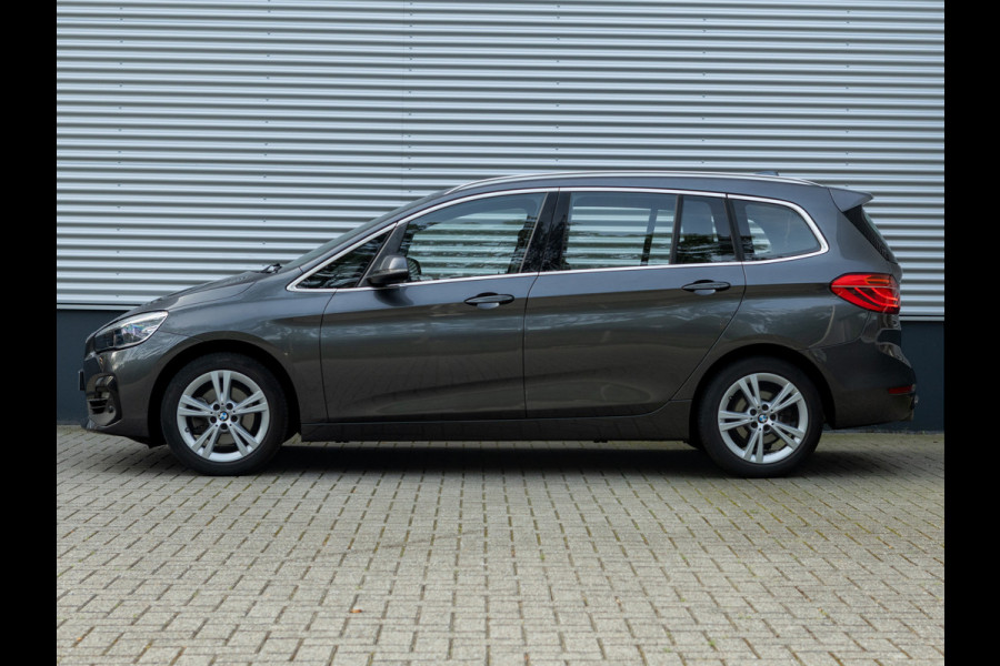 BMW 2 Serie Gran Tourer 218i 7p. - Sportline - Head-Up - Navi Plus - Sportstoelen - 7-zits