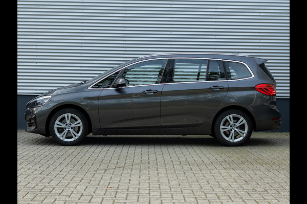 BMW 2 Serie Gran Tourer 218i 7p. - Sportline - Head-Up - Navi Plus - Sportstoelen - 7-zits